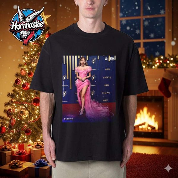 Lisa BLACKPINK Look Flawless On The Emmy Awards Red Carpet Unisex T Shirt