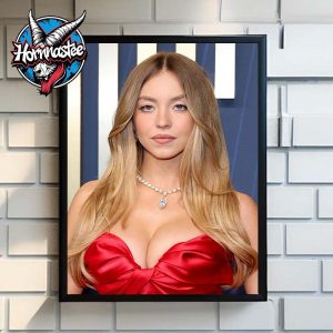 Sydney Sweeney Beauty Looks At Emmys 2025 Poster Home Decor Canvas